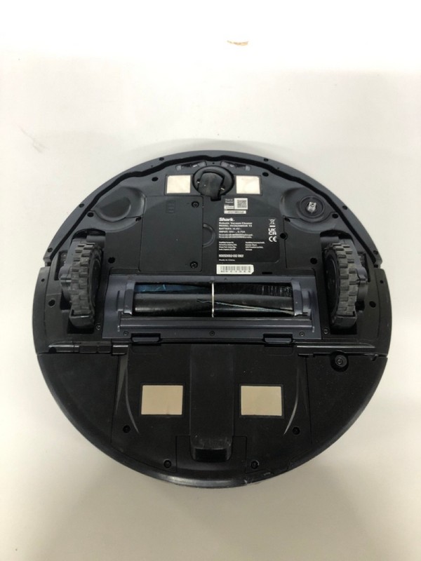 Lot 2  
            Nottingham SR1 - Delivery Only 

                
SHARK MATRIX PLUS 2-IN-1 MOP AND VACUUM ROBOTIC VACUUM CLEANER WITH SELF EMPTYING...