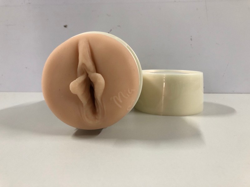 Lot 35  
            Nottingham SR1 - Delivery Only 

                
ADULT SEX TOY (18+ ID REQUIRED)