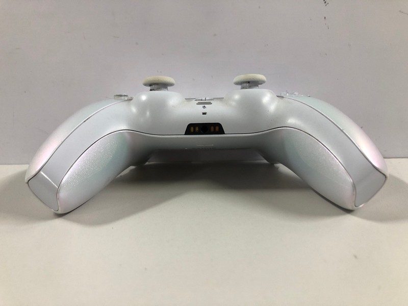 Lot 39  
            Nottingham SR1 - Delivery Only 

                
PLAYSTATION 5 DUAL SENSE WIRELESS CONTROLLER - CHROMA PEARL - ORIGINAL RRP - £74.99