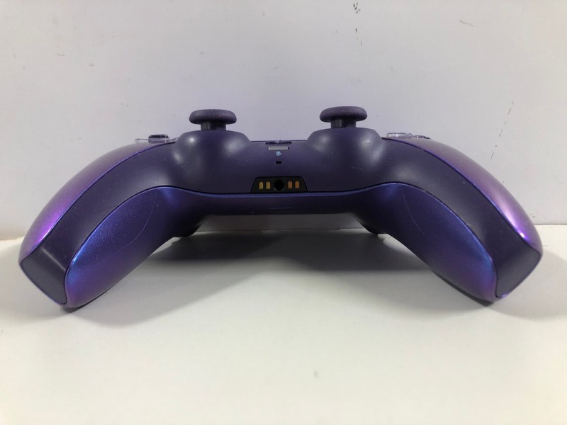 Lot 40  
            Nottingham SR1 - Delivery Only 

                
PLAYSTATION 5 DUAL SENSE WIRELESS CONTROLLER - CHROMA INDIGO - ORIGINAL RRP - £74.99