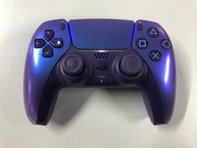 Lot 43  
            Nottingham SR1 - Delivery Only 

                
PLAYSTATION 5 DUAL SENSE WIRELESS CONTROLLER - CHROMA INDIGO - ORIGINAL RRP - £74.99