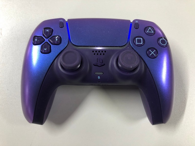 Lot 44  
            Nottingham SR1 - Delivery Only 

                
PLAYSTATION 5 DUAL SENSE WIRELESS CONTROLLER - CHROMA INDIGO - ORIGINAL RRP - £74.99