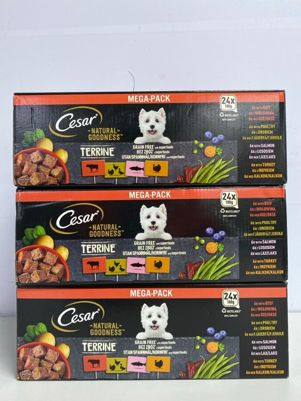 Lot 451  
            Nottingham SR1 - Delivery Only 

                
3 X CESAR NATURAL GOODNESS DOG FOOD MULTIPACK - BEEF, SALMON & TURKEY FLAVOURS - ...