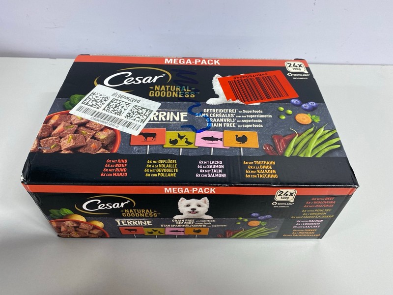 Lot 459  
            Nottingham SR1 - Delivery Only 

                
3 X CESAR NATURAL GOODNESS DOG FOOD MULTIPACK - BEEF, SALMON & TURKEY FLAVOURS - ...