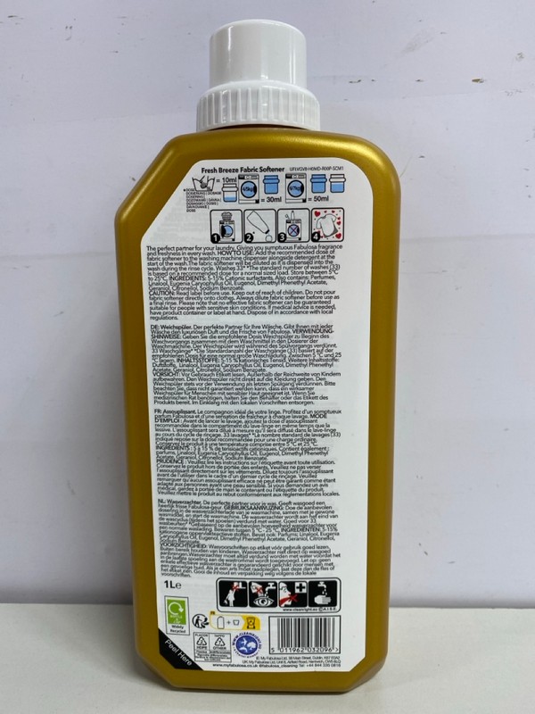 Lot 462  
            Nottingham SR1 - Delivery Only 

                
3 X BOXES OF FABULOSA FABRIC SOFTENER - FRESH BREEZE SCENTED - 33 WASHES PER BOTT...