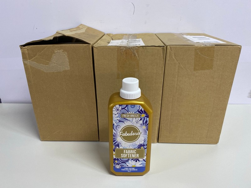 Lot 464  
            Nottingham SR1 - Delivery Only 

                
3 X BOXES OF FABULOSA FABRIC SOFTENER - FRESH BREEZE SCENTED - 33 WASHES PER BOTT...