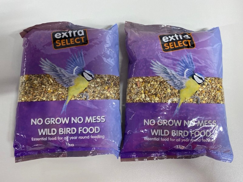 Lot 470  
            Nottingham SR1 - Delivery Only 

                
BOX OF EXTRA SELECT WILD BIRD FOOD PACKS - 1KG PER PACK - BBD - 03/01/2026