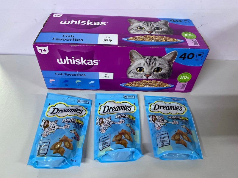 Lot 481  
            Nottingham SR1 - Delivery Only 

                
BOX OF VARIOUS PET ITEMS INC. WHISKAS FISH FAVOURITES MULTI-PACK - SALMON, TUNA, ...
