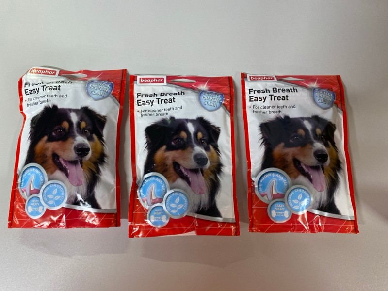 Lot 485  
            Nottingham SR1 - Delivery Only 

                
BOX OF VARIOUS PET ITEMS INC. BEAPHAR FRESH BREATH DOG TREATS - BBD - 25/10/2025
