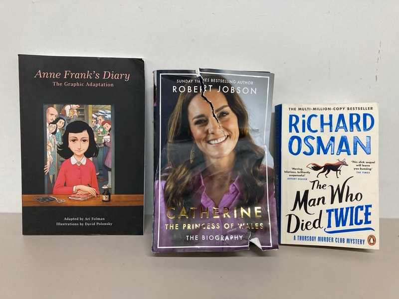 Lot 499  
            Nottingham SR1 - Delivery Only 

                
BOX OF VARIOUS BOOKS INC. SCOTTISH BAKES BY AMY REID