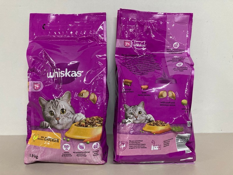 Lot 500  
            Nottingham SR1 - Delivery Only 

                
BOX OF VARIOUS PET ITEMS INC. WHISKAS CAT FOOD - CHICKEN FLAVOURED - BBD - 10/04/...