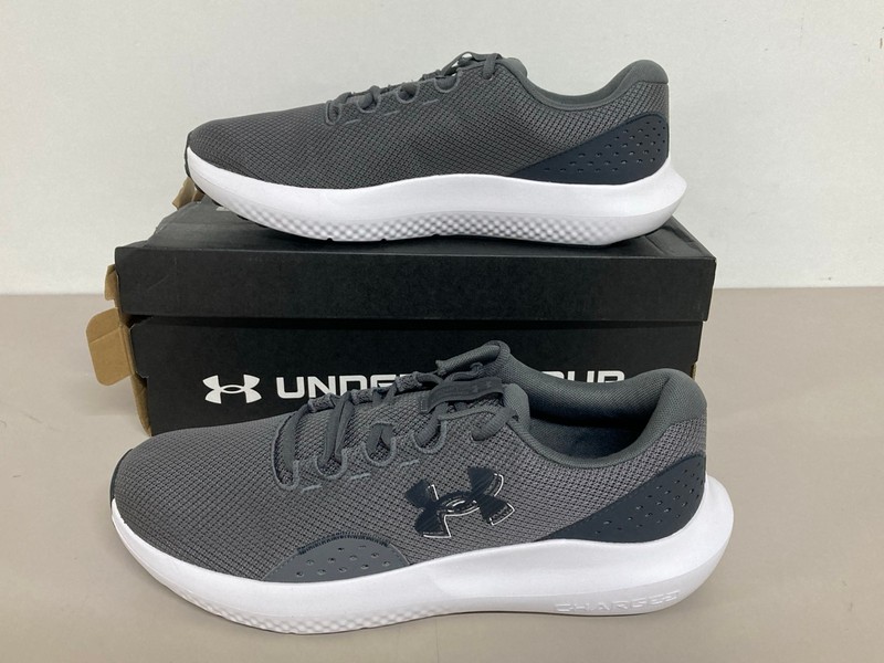 Lot 502  
            Nottingham SR1 - Delivery Only 

                
UNDER ARMOR UA CHARGED SURGE 4 MEN'S TRAINERS - BLACK & WHITE - SIZE UK13