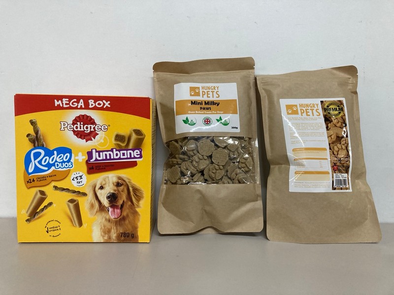 Lot 505  
            Nottingham SR1 - Delivery Only 

                
BOX OF VARIOUS PET ITEMS INC. IMMUNO BRIT DENTAL STICKS - PROBIOTICS & CINNAMON F...