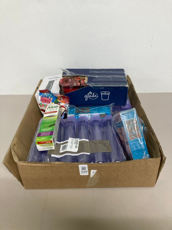 Lot 529  
            Nottingham SR1 - Delivery Only 

                
BOX OF VARIOUS ITEMS INC. JUST FOR MEN MOUSTACHE & BEARD BRUSH