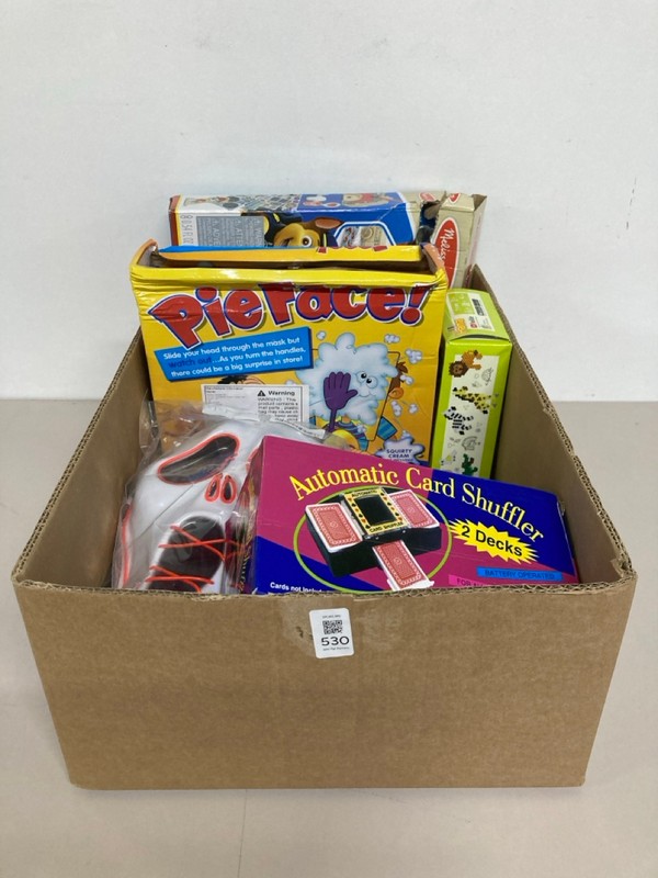 Lot 530  
            Nottingham SR1 - Delivery Only 

                
BOX OF VARIOUS TOYS/GAMES INC. AUTOMATIC CARD SHUFFLER