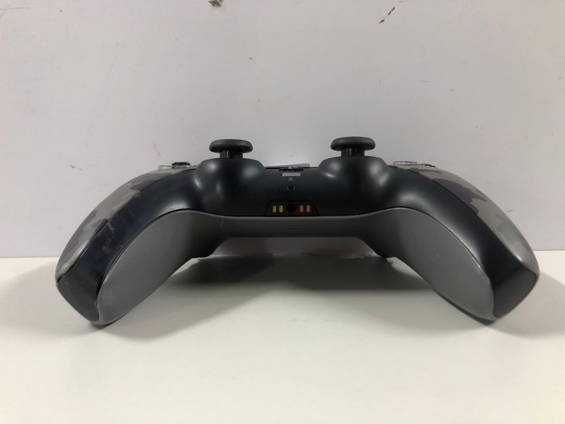 Lot 53  
            Nottingham SR1 - Delivery Only 

                
PLAYSTATION 5 DUAL SENSE WIRELESS CONTROLLER - GREY CAMO - ORIGINAL RRP - £74.99