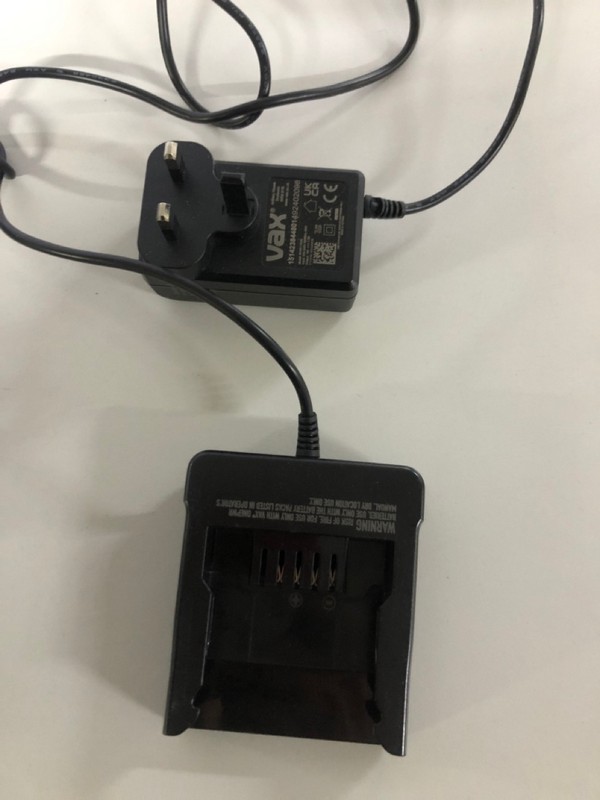 Lot 544  
            Nottingham SR1 - Delivery Only 

                
VAX PACE PLUS CORDLESS VACUUM CLEANER MODEL: CLSV-PAKA - ORIGINAL RRP.£189