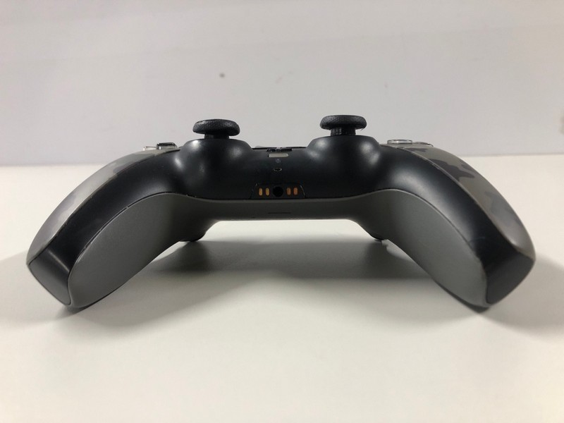 Lot 55  
            Nottingham SR1 - Delivery Only 

                
PLAYSTATION 5 DUAL SENSE WIRELESS CONTROLLER - GREY CAMO - ORIGINAL RRP - £74.99