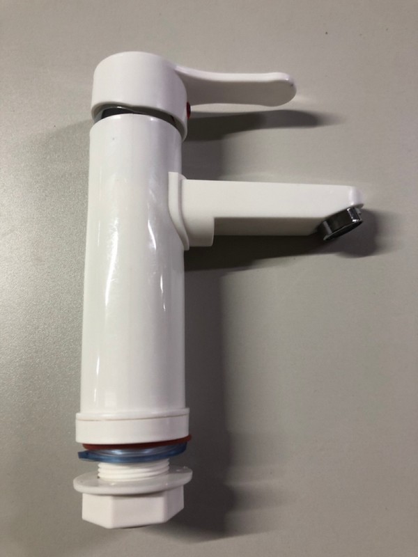 Lot 561  
            Nottingham SR1 - Delivery Only 

                
2 X BASIN KITCHEN TAP - WHITE