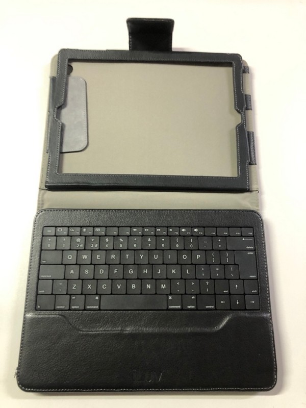 Lot 570  
            Nottingham SR1 - Delivery Only 

                
4 X ILUV THE PROFESSIONAL WORKSTATION PORTFOLIO CASE