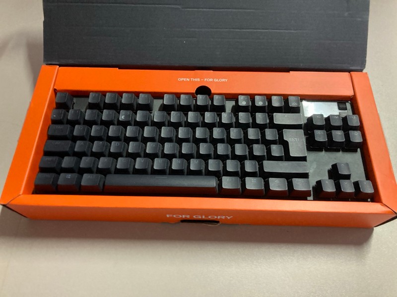 Lot 586  
            Nottingham SR1 - Delivery Only 

                
STEELSERIES APEX PRO TKL TENKEYLESS ESPORTS GAMING KEYBOARD - ORIGINAL RRP.£199