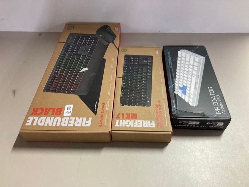 Lot 593  
            Nottingham SR1 - Delivery Only 

                
3 X VARIOUS KEYBOARDS INC. PREDATOR AETHON 330