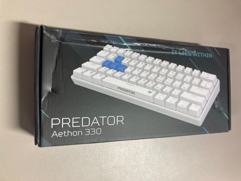 Lot 593  
            Nottingham SR1 - Delivery Only 

                
3 X VARIOUS KEYBOARDS INC. PREDATOR AETHON 330