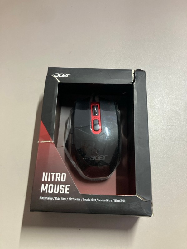 Lot 595  
            Nottingham SR1 - Delivery Only 

                
BOX OF VARIOUS PC MICE INC. ACER NITRO MOUSE