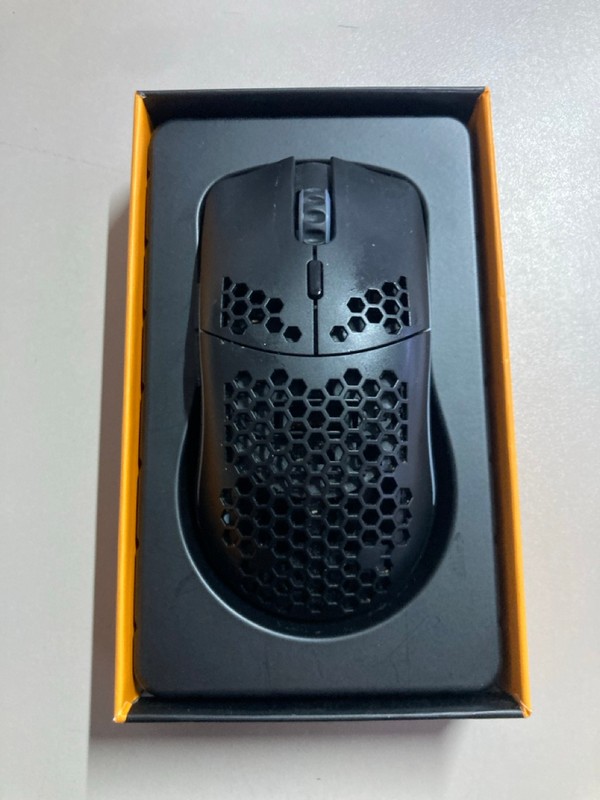 Lot 598  
            Nottingham SR1 - Delivery Only 

                
2 X GAMING MICE INC. LOGITECH G203 LIGHTSYNC GAMING MOUSE