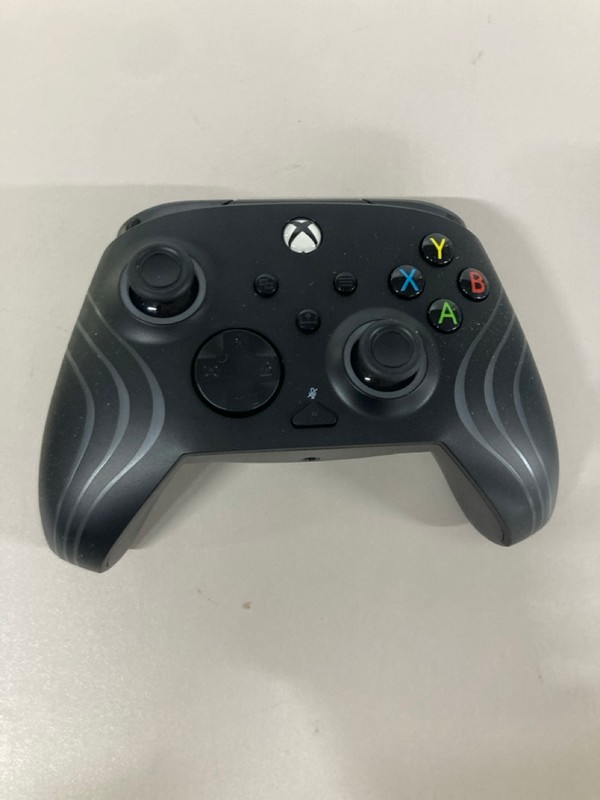 Lot 623  
            Nottingham SR1 - Delivery Only 

                
TURTLE BEACH AFTERGLOW WAVE WIRED RGB CONTROLLER (XBOX) - BLACK - ORIGINAL RRP - ...