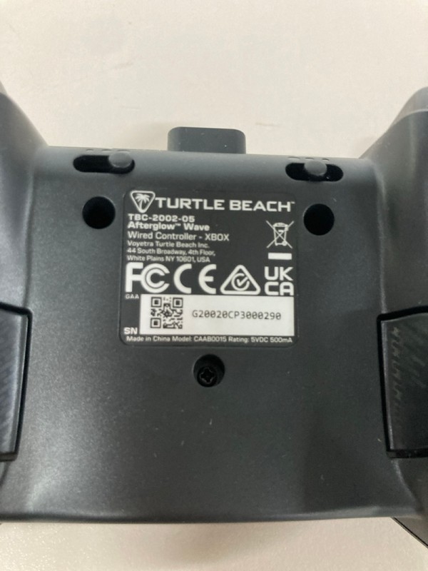 Lot 623  
            Nottingham SR1 - Delivery Only 

                
TURTLE BEACH AFTERGLOW WAVE WIRED RGB CONTROLLER (XBOX) - BLACK - ORIGINAL RRP - ...