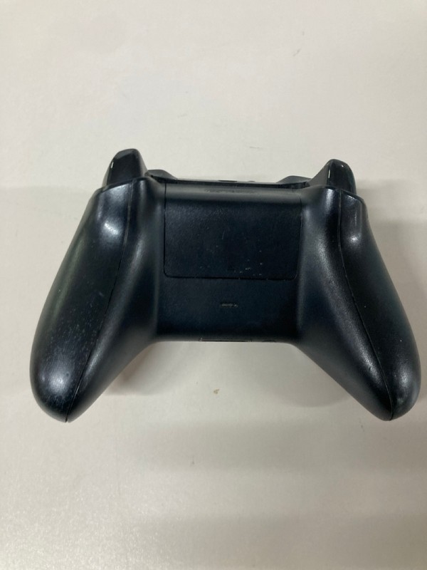 Lot 628  
            Nottingham SR1 - Delivery Only 

                
XBOX WIRELESS CONTROLLER - RED - ORIGINAL RRP - £74.99