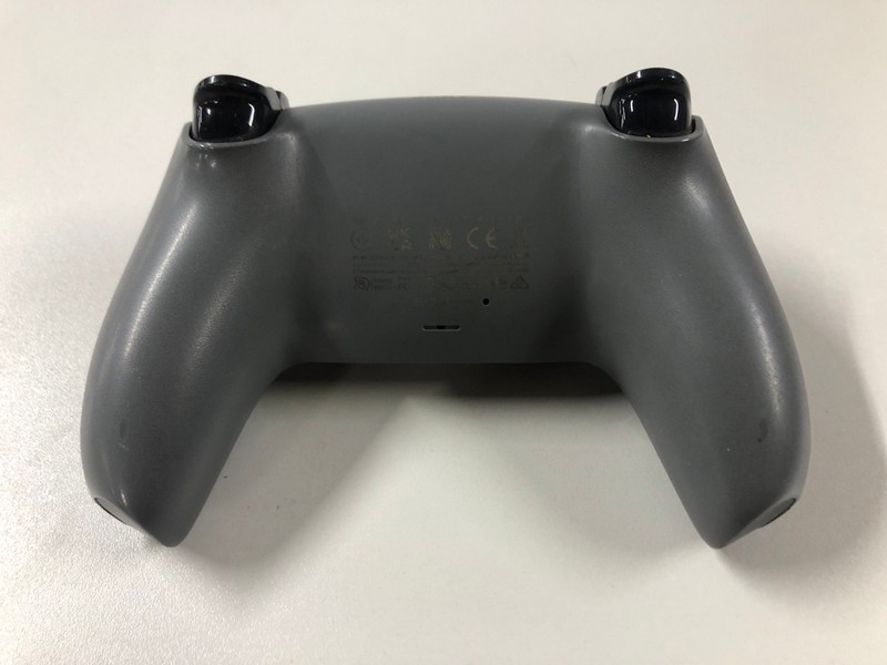 Lot 63  
            Nottingham SR1 - Delivery Only 

                
PLAYSTATION 5 DUAL SENSE WIRELESS CONTROLLER - GREY CAMO - ORIGINAL RRP - £74.99