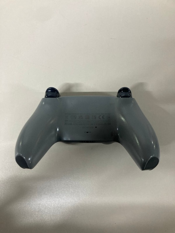 Lot 640  
            Nottingham SR1 - Delivery Only 

                
PLAYSTATION 5 DUAL SENSE WIRELESS CONTROLLER - GREY CAMO - ORIGINAL RRP - £74.99