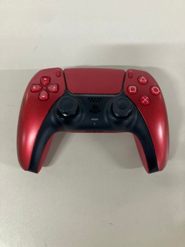 Lot 646  
            Nottingham SR1 - Delivery Only 

                
PLAYSTATION 5 DUAL SENSE WIRELESS CONTROLLER - VOLCANIC RED - ORIGINAL RRP - £74.99