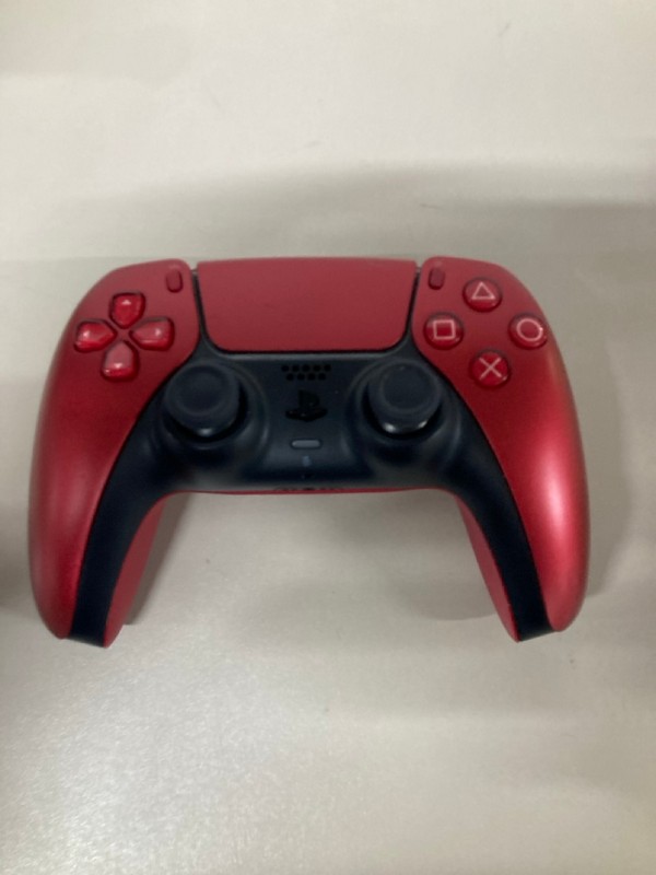 Lot 648  
            Nottingham SR1 - Delivery Only 

                
PLAYSTATION 5 DUAL SENSE WIRELESS CONTROLLER - VOLCANIC RED - ORIGINAL RRP - £74.99