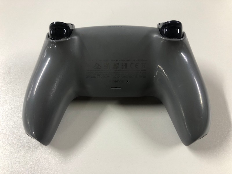 Lot 64  
            Nottingham SR1 - Delivery Only 

                
PLAYSTATION 5 DUAL SENSE WIRELESS CONTROLLER - GREY CAMO - ORIGINAL RRP - £74.99