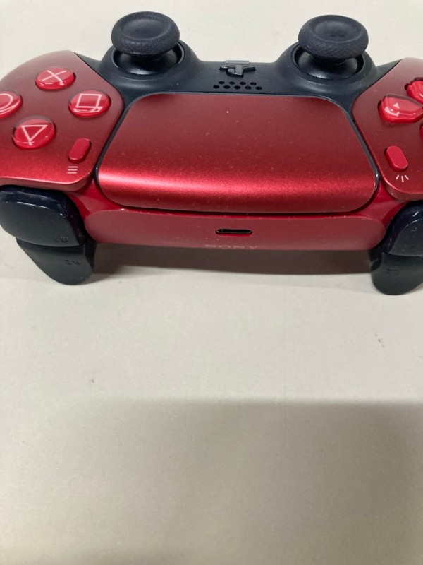 Lot 651  
            Nottingham SR1 - Delivery Only 

                
PLAYSTATION 5 DUAL SENSE WIRELESS CONTROLLER - VOLCANIC RED - ORIGINAL RRP - £74.99