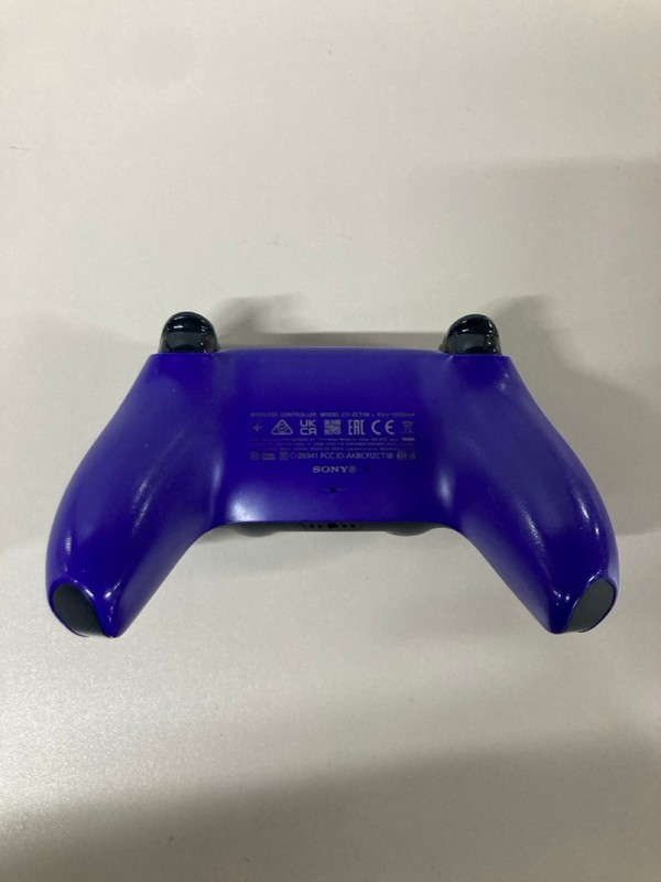 Lot 658  
            Nottingham SR1 - Delivery Only 

                
PLAYSTATION 5 DUAL SENSE WIRELESS CONTROLLER - GALACTIC PURPLE - ORIGINAL RRP - £...