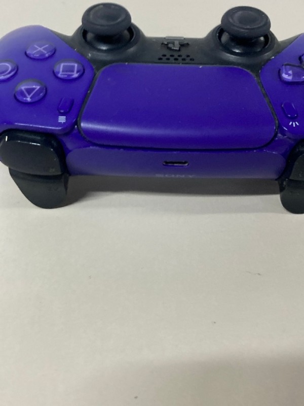 Lot 658  
            Nottingham SR1 - Delivery Only 

                
PLAYSTATION 5 DUAL SENSE WIRELESS CONTROLLER - GALACTIC PURPLE - ORIGINAL RRP - £...