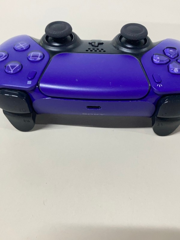 Lot 660  
            Nottingham SR1 - Delivery Only 

                
PLAYSTATION 5 DUAL SENSE WIRELESS CONTROLLER - GALACTIC PURPLE - ORIGINAL RRP - £...