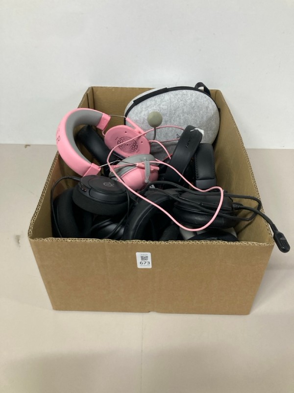 Lot 673  
            Nottingham SR1 - Delivery Only 

                
BOX OF VARIOUS GAMING HEADSETS