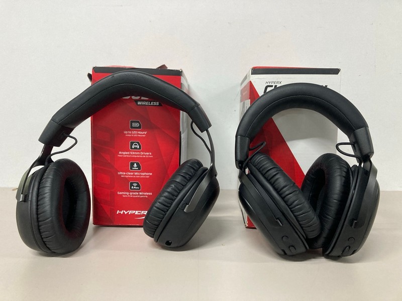 Lot 679  
            Nottingham SR1 - Delivery Only 

                
2 X HYPER X CLOUD III WIRELESS GAMING HEADSETS - ORIGINAL RRP - £139.99 (EACH)