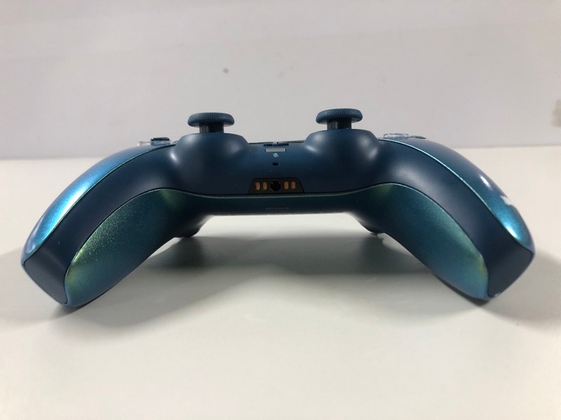 Lot 67  
            Nottingham SR1 - Delivery Only 

                
PLAYSTATION 5 DUAL SENSE WIRELESS CONTROLLER - CHROMA TEAL - ORIGINAL RRP - £74.99