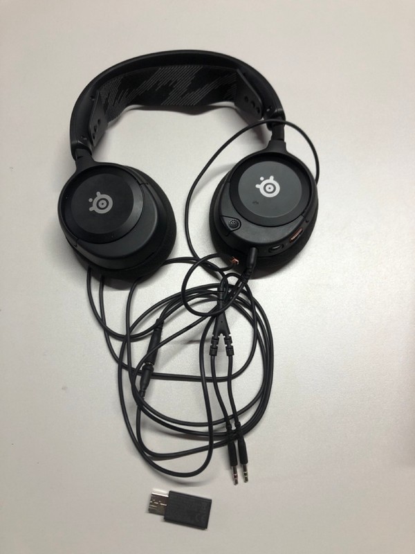 Lot 690  
            Nottingham SR1 - Delivery Only 

                
2 X STEELSERIES ARCTIS NOVA 1 GAMING HEADSET (PLAYSTATION, XBOX & PC) - ORIGINAL ...