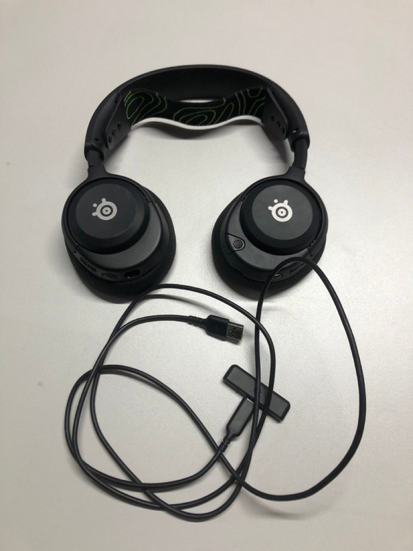 Lot 694  
            Nottingham SR1 - Delivery Only 

                
2 X STEELSERIES HEADSETS INC. ARCTIS NOVA 5X WIRELESS GAMING HEADSET (XBOX)