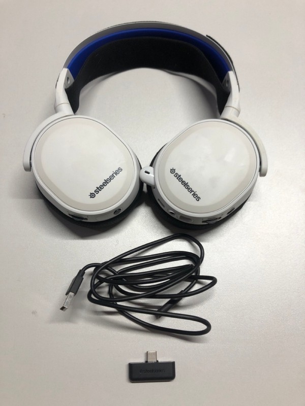 Lot 697  
            Nottingham SR1 - Delivery Only 

                
2 X STEELSERIES HEADSETS INC. ARCTIS NOVA 7P WIRELESS GAMING HEADSET (PLAYSTATION)