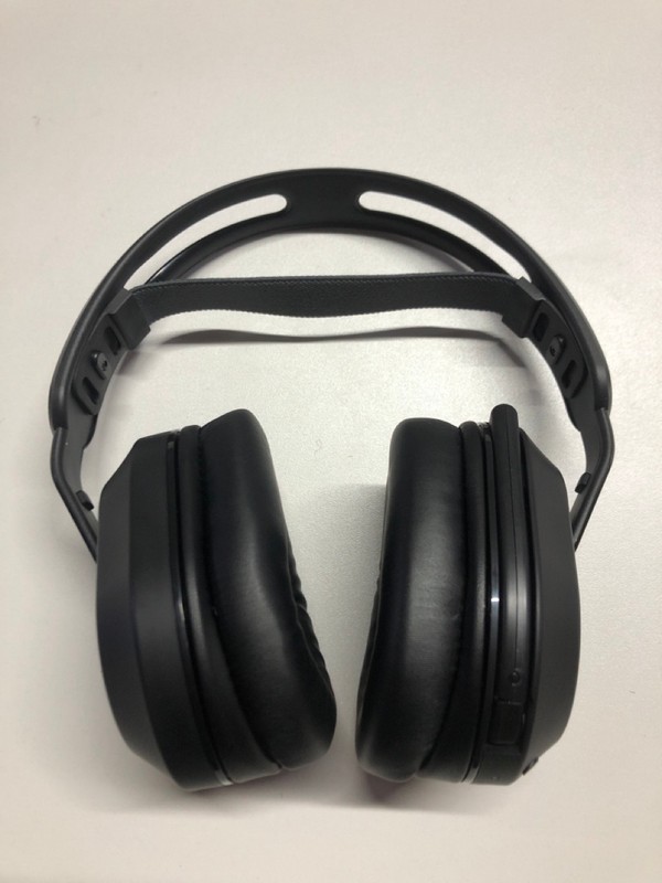 Lot 699  
            Nottingham SR1 - Delivery Only 

                
2 X TURTLE BEACH STEALTH 500 WIRELESS GAMING HEADSETS (PLAYSTATION, XBOX & PC) - ...