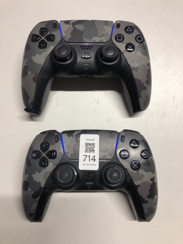 Lot 714  
            Nottingham SR1 - Delivery Only 

                
2 X PLAYSTATION 5 DUAL SENSE WIRELESS CONTROLLER (DAMAGED)