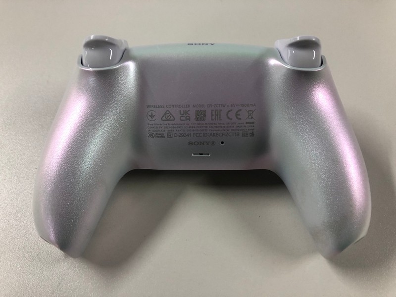 Lot 72  
            Nottingham SR1 - Delivery Only 

                
PLAYSTATION 5 DUAL SENSE WIRELESS CONTROLLER - CHROMA PEARL - ORIGINAL RRP - £74.99